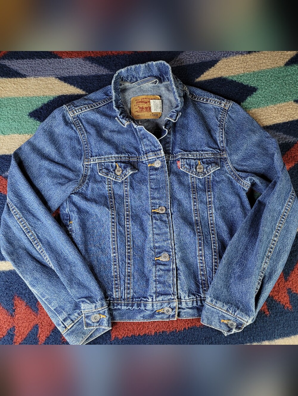 Vintage Levi's Denim Jean Jacket Youth XL 37488-2210 Bat Wing Tag Mexico
